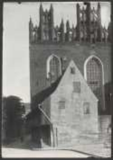 [Dom galeriowy przy kościele Świętej Trójcy w Gdańsku]