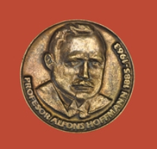 Medal z prof. Alfonsem Hoffmannem